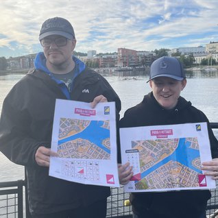 Henrik och Eva testar Para-I Hittaut